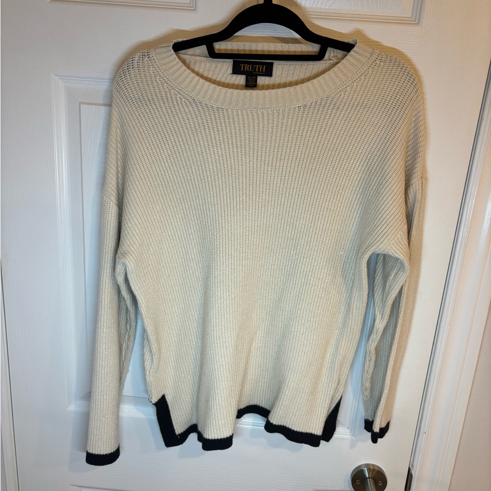 Truth Women's Cream and Black Crew Neck Sweater